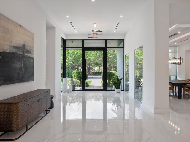 Home for sale at 18074 Sentinel Circle - photo 6083278