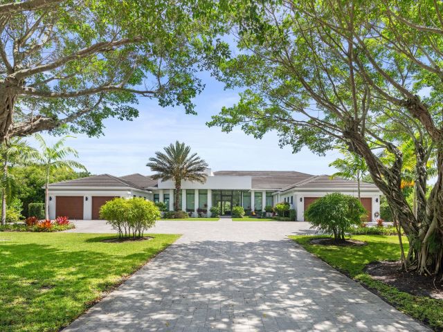 Home for sale at 18074 Sentinel Circle - photo 6083281