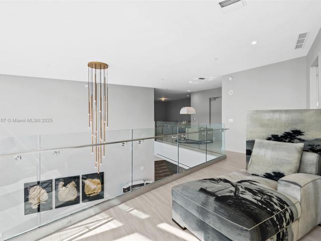 Apartment for sale  Unit #PH 5401 - photo 6017095