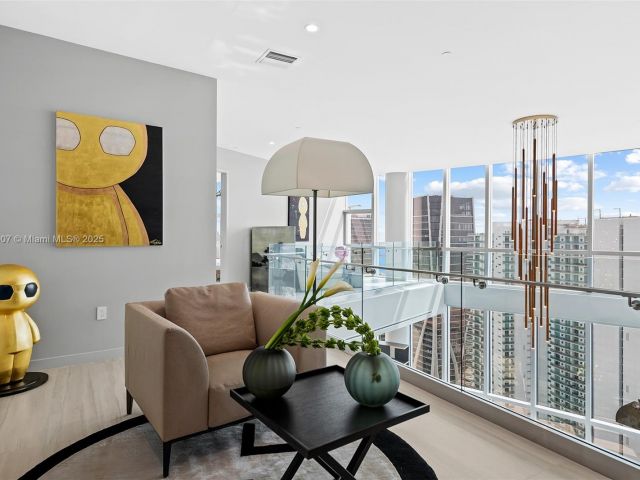 Apartment for sale  Unit #PH 5401 - photo 6017096