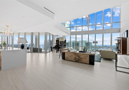 Apartment #PH 5401 at Paramount WorldCenter