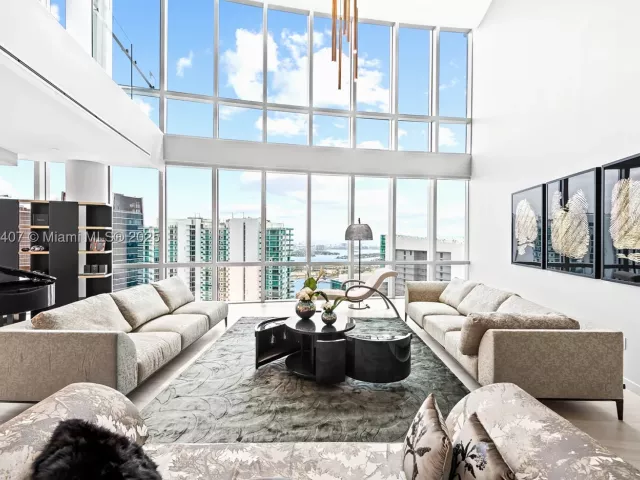5-bedroom condo for sale in Miami - 851 NE 1st Ave PH 5401 - MondialRealty