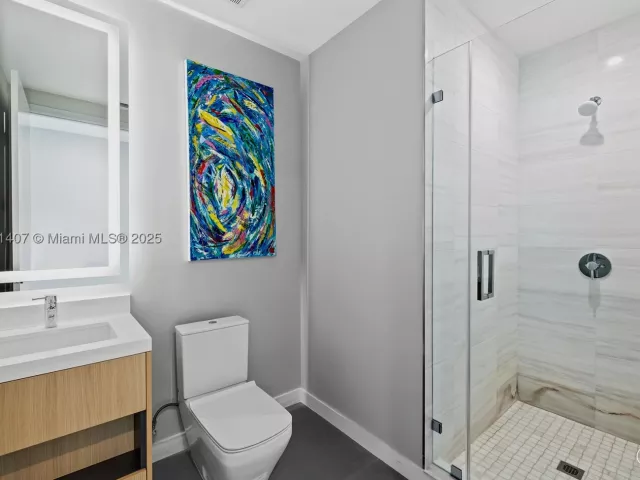 5-bedroom condo for sale in Miami - 851 NE 1st Ave PH 5401 - MondialRealty