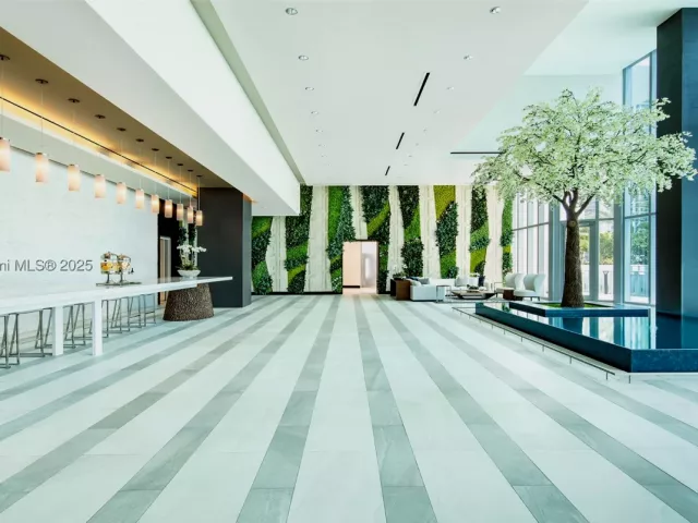 5-bedroom condo for sale in Miami - 851 NE 1st Ave PH 5401 - MondialRealty
