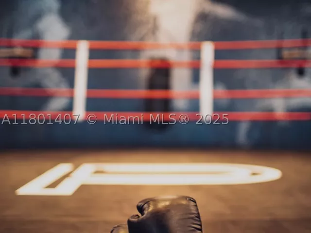 5-bedroom condo for sale in Miami - 851 NE 1st Ave PH 5401 - MondialRealty