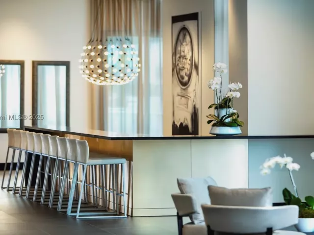 5-bedroom condo for sale in Miami - 851 NE 1st Ave PH 5401 - MondialRealty
