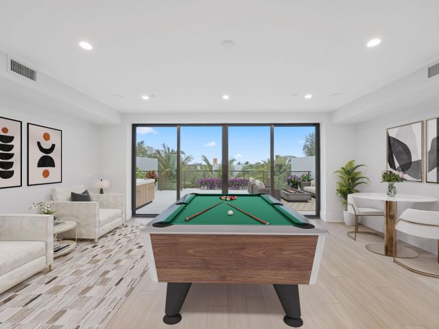 Home for sale at 408 SE 2nd Street - photo 6631073