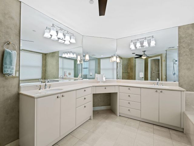 Apartment for rent  Unit #21B - photo 6022913