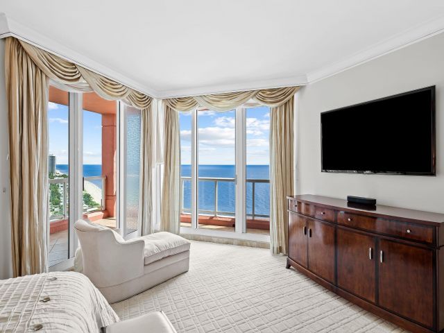 Apartment for rent  Unit #21B - photo 6022915