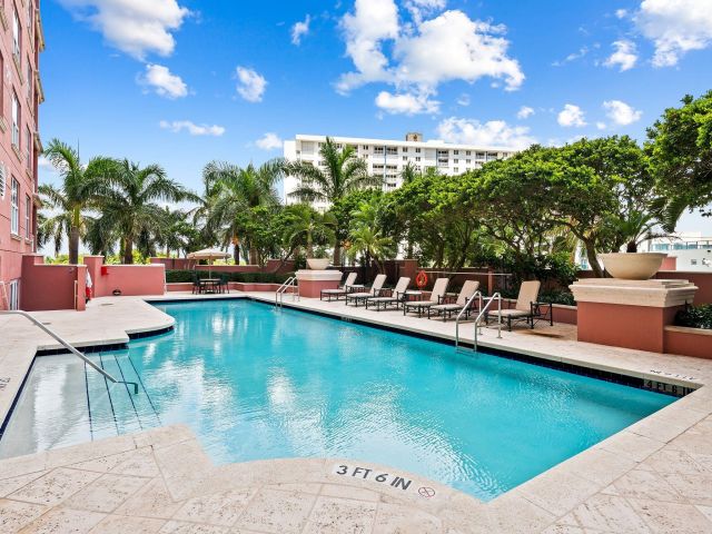 Apartment for rent  Unit #21B - photo 6022920