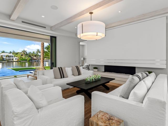 Home for rent at 1014 Melaleuca Road - photo 6058206