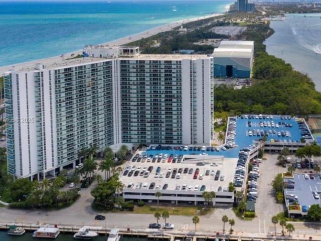 Apartment for rent  Unit #PH29 - photo 6022222