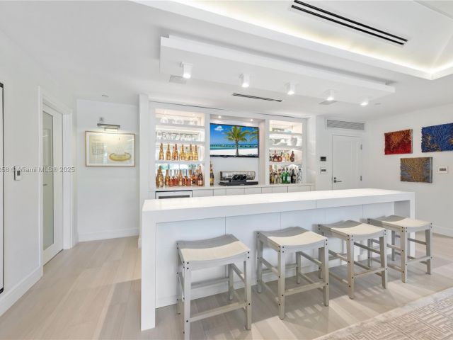 Apartment for sale  Unit #U-0203 - photo 6028992