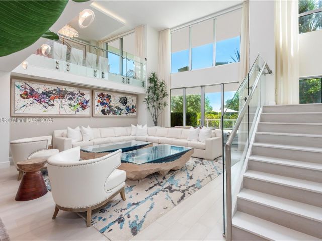 Apartment for sale  Unit #U-0203 - photo 6028996