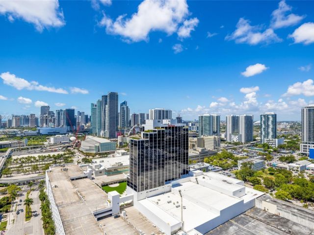 Apartment for sale  Unit #3308 - photo 7436941