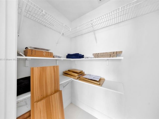 Apartment for sale  Unit #3308 - photo 7436952