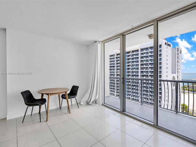 Apartment for sale  Unit #3308 - photo 7436956