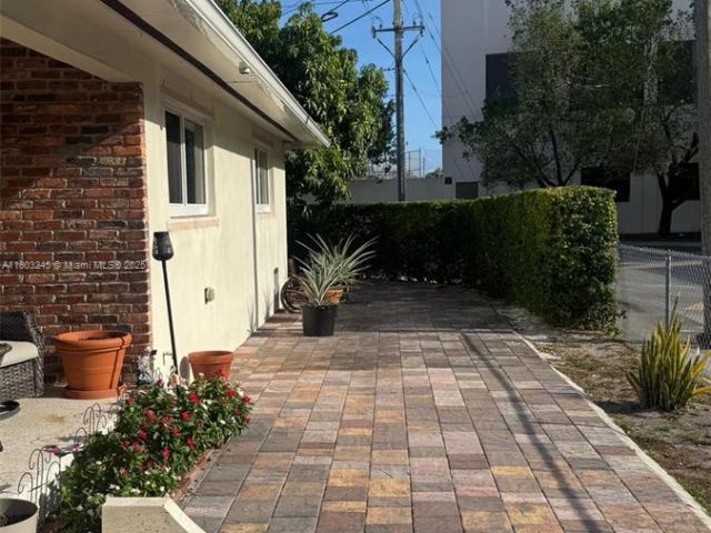 Home for sale at 111 SW 24th Ave - photo 6025257