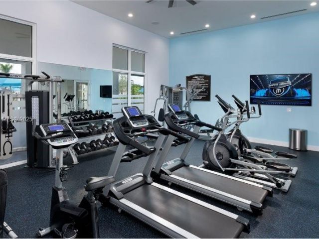 Home for rent at 2825 SE 25 . - photo 6028177