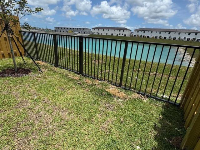 Home for rent at 2825 SE 25 . - photo 6028182