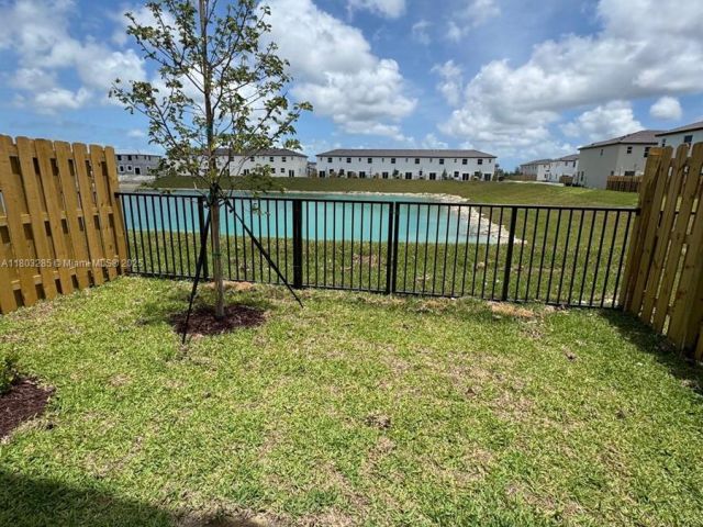 Home for rent at 2825 SE 25 . - photo 6028183