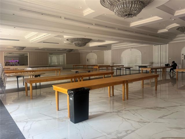 Apartment for sale  Unit #914 - photo 6191400