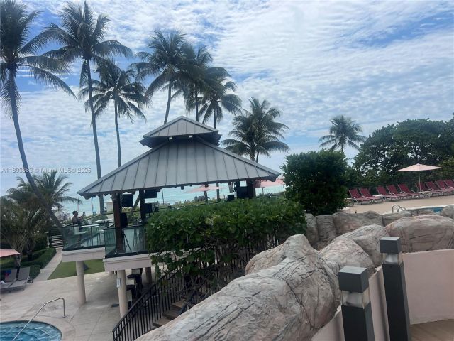 Apartment for sale  Unit #914 - photo 6191402