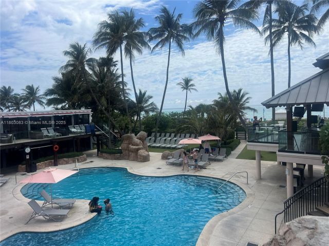 Apartment for sale  Unit #914 - photo 6191403