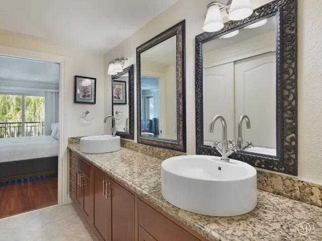 2-bedroom condo for rent in Hollywood - 4010 S Ocean Dr T4303 - MondialRealty