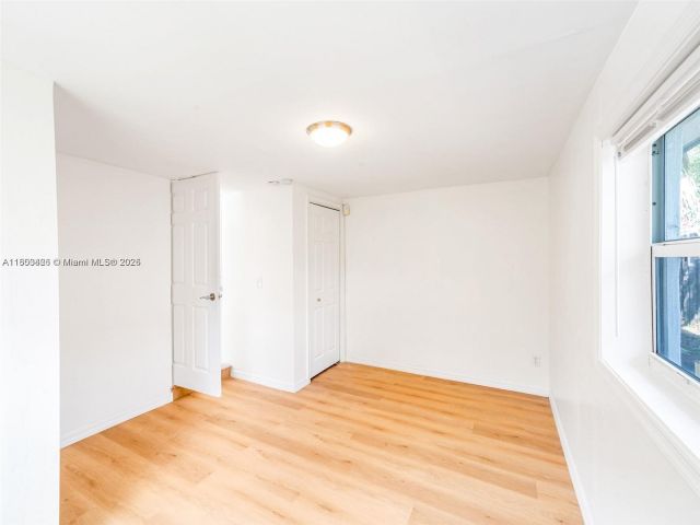 Home for rent at 1240 NW 7th Ave 1 - photo 6022010