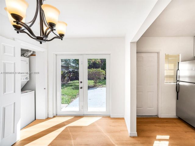 Home for rent at 1240 NW 7th Ave 1 - photo 6022015