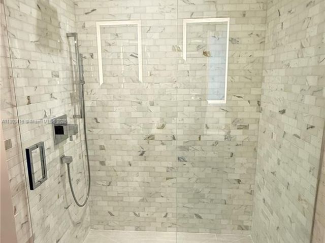 Apartment for sale  Unit #3700 - photo 6022257