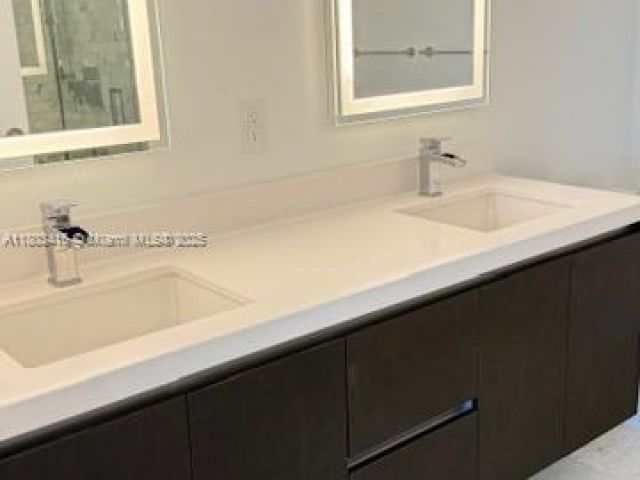 Apartment for sale  Unit #3700 - photo 6022259