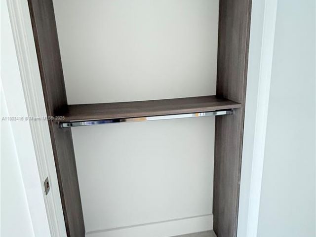 Apartment for sale  Unit #3700 - photo 6022260