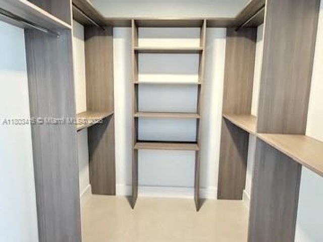 Apartment for sale  Unit #3700 - photo 6022262