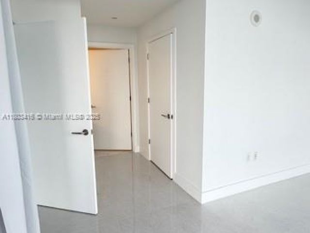 Apartment for sale  Unit #3700 - photo 6022268