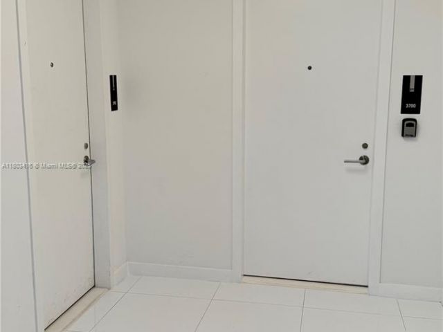 Apartment for sale  Unit #3700 - photo 6022274