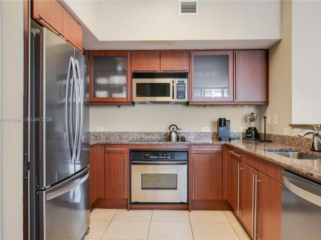 Apartment for sale  Unit #PH4 - photo 7129707