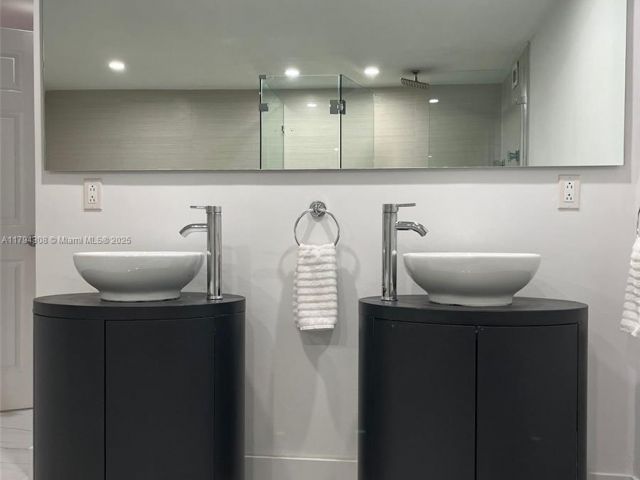 Apartment for sale  Unit #326 - photo 6051793