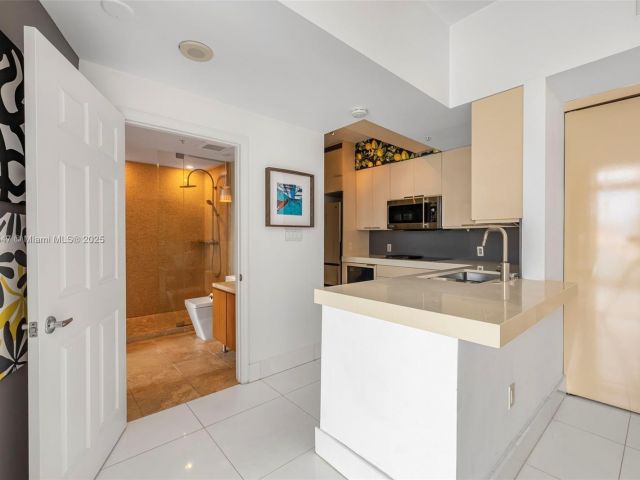 Apartment for sale  Unit #PH204 - photo 6037673