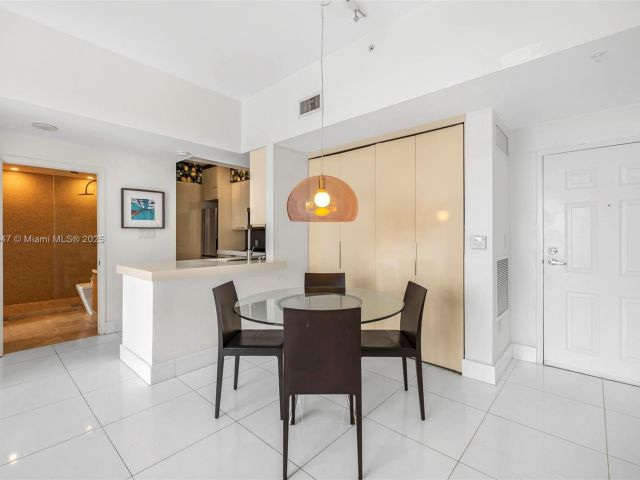 Apartment for sale  Unit #PH204 - photo 6037675