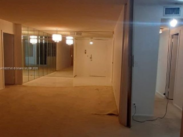 Apartment for sale  Unit #1711 - photo 6027342