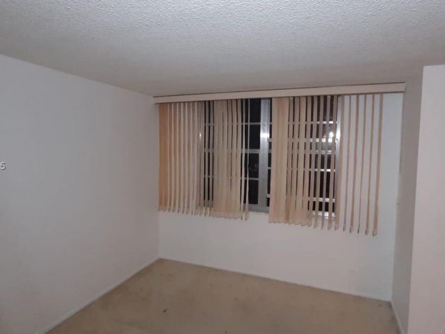 Apartment for sale  Unit #1711 - photo 7442622