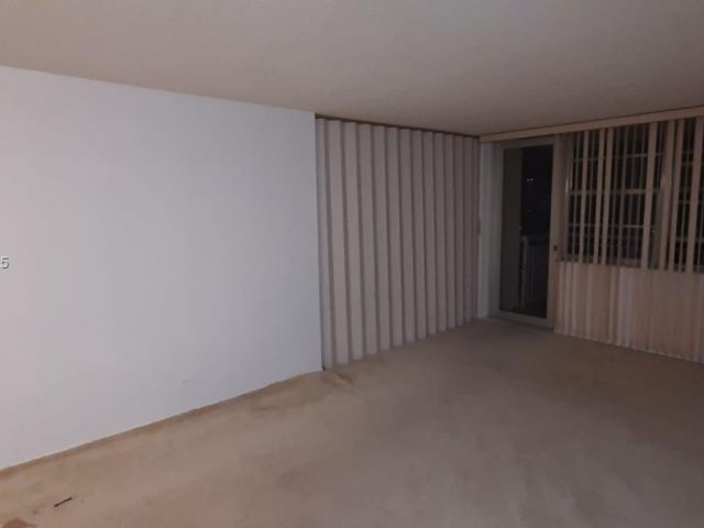 Apartment for sale  Unit #1711 - photo 7442623