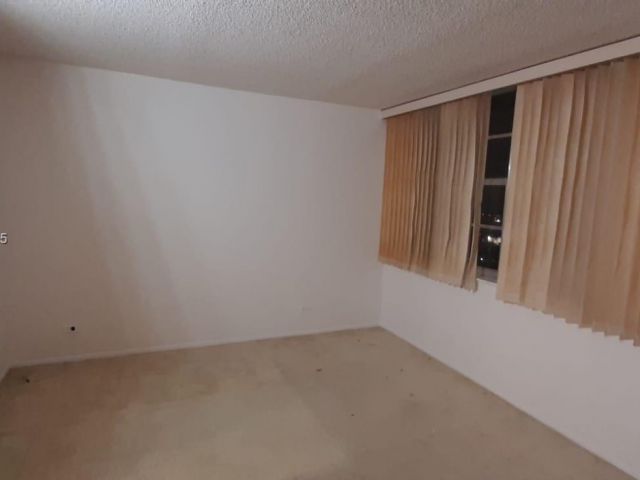 Apartment for sale  Unit #1711 - photo 7442624