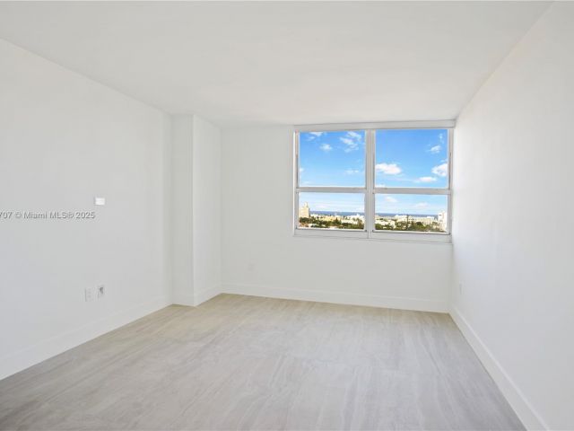 Apartment for sale  Unit #1404 - photo 6043993
