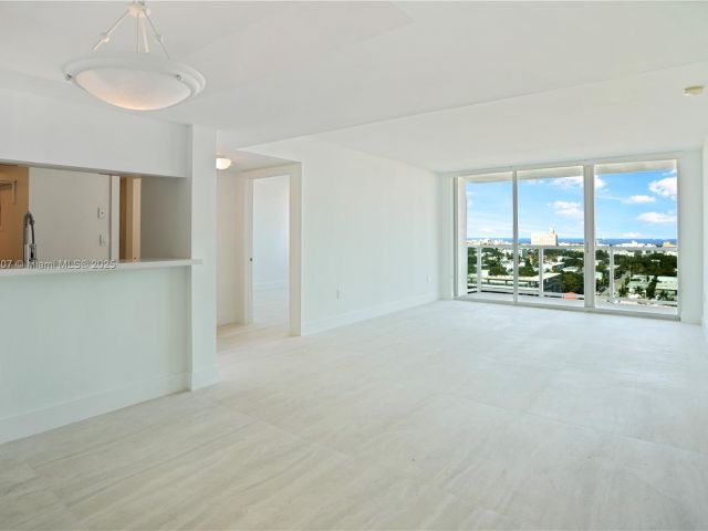 Apartment for sale  Unit #1404 - photo 6043996