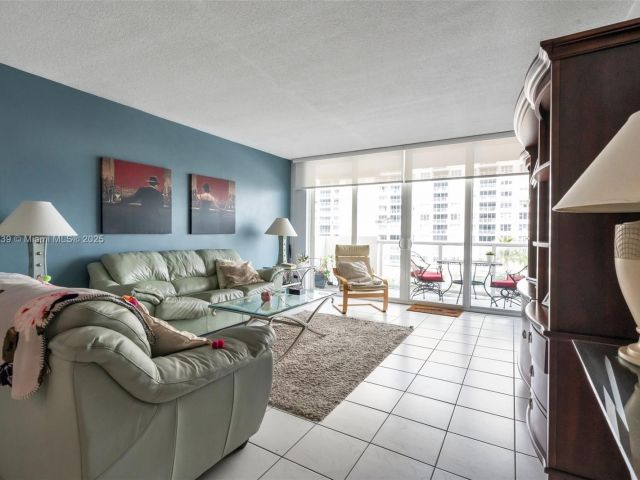 Apartment for sale  Unit #615 - photo 6028330