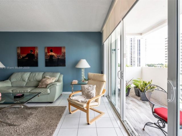 Apartment for sale  Unit #615 - photo 6028332