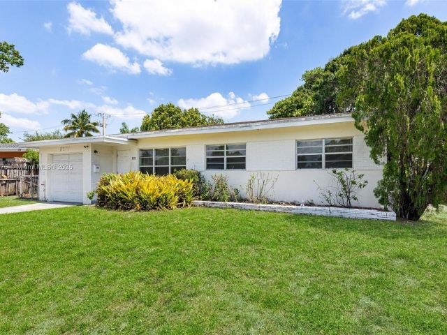 Home for sale at 3271 Auburn Blvd - photo 6041418